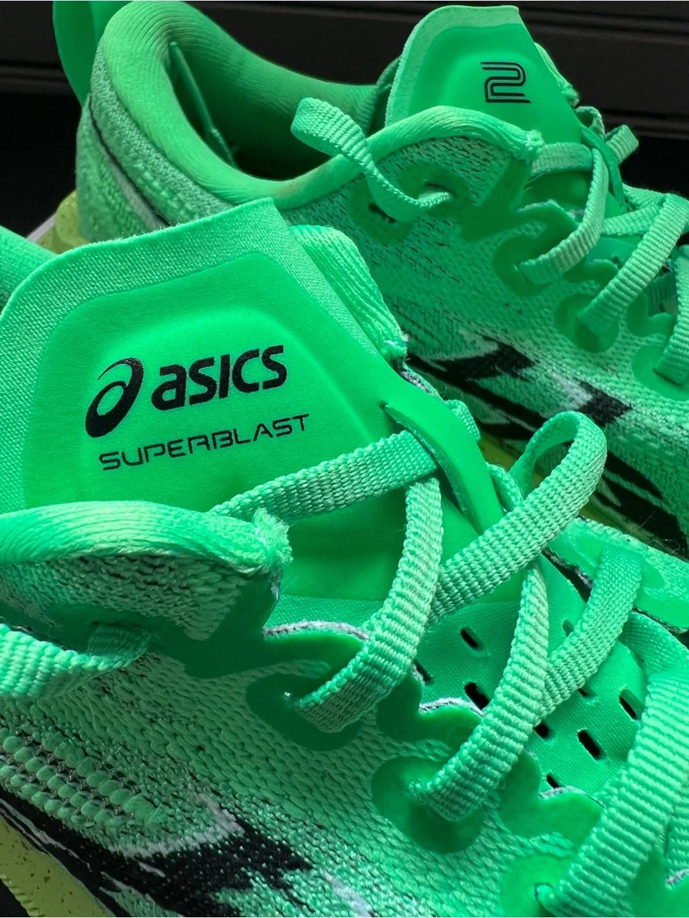 ASICS Superblast 2 Ekiden - Vital Green - Size 4.5 men’s